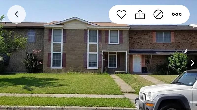 Townhouse for rent at 2207 Montclair, Carrollton, TX 75007