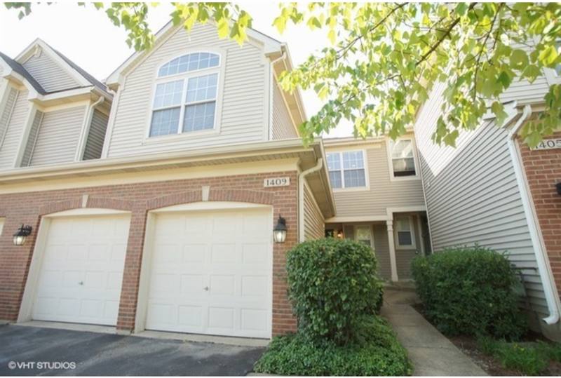 Townhouse for rent at 1409 Sturgeon Bay Court, Schaumburg, IL 60173