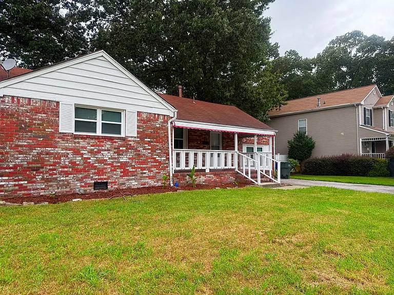 House for rent at 3131 Dunway St, Norfolk, VA 23513