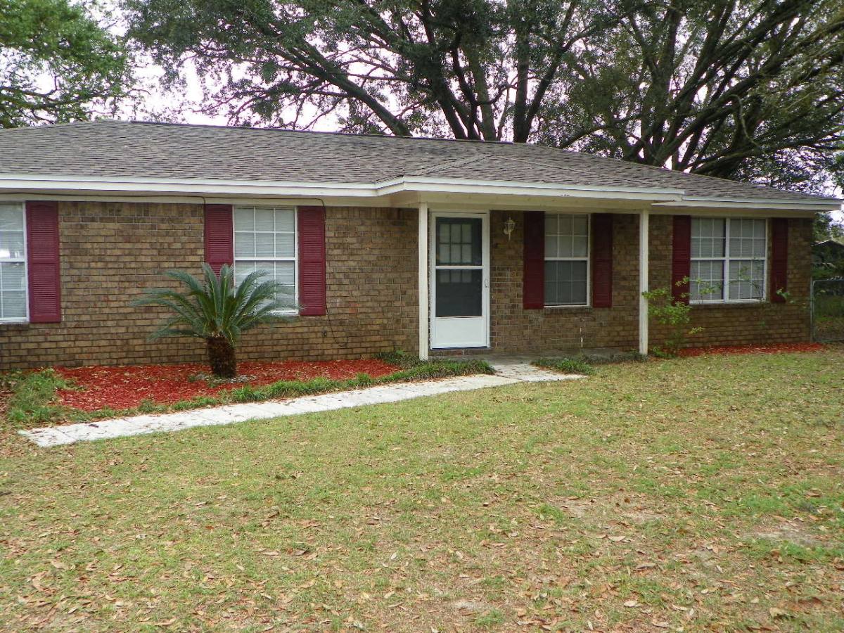House for rent at 3160 Palmdale Ave, Pensacola, FL 32526
