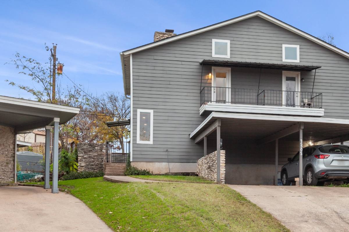 Townhouse for rent at 7305 Grand Canyon Dr #A, Austin, TX 78752