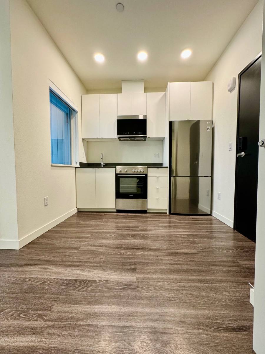 Apartment for rent at 1545 NE 41st Ave #202, Portland, OR 97232