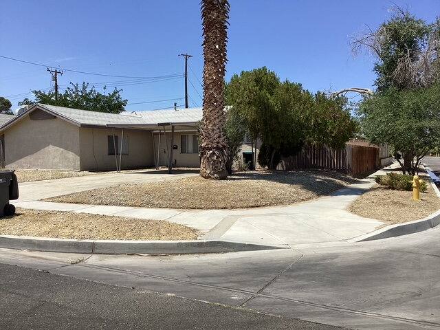House for rent at 45581 6th St E, Lancaster, CA 93535