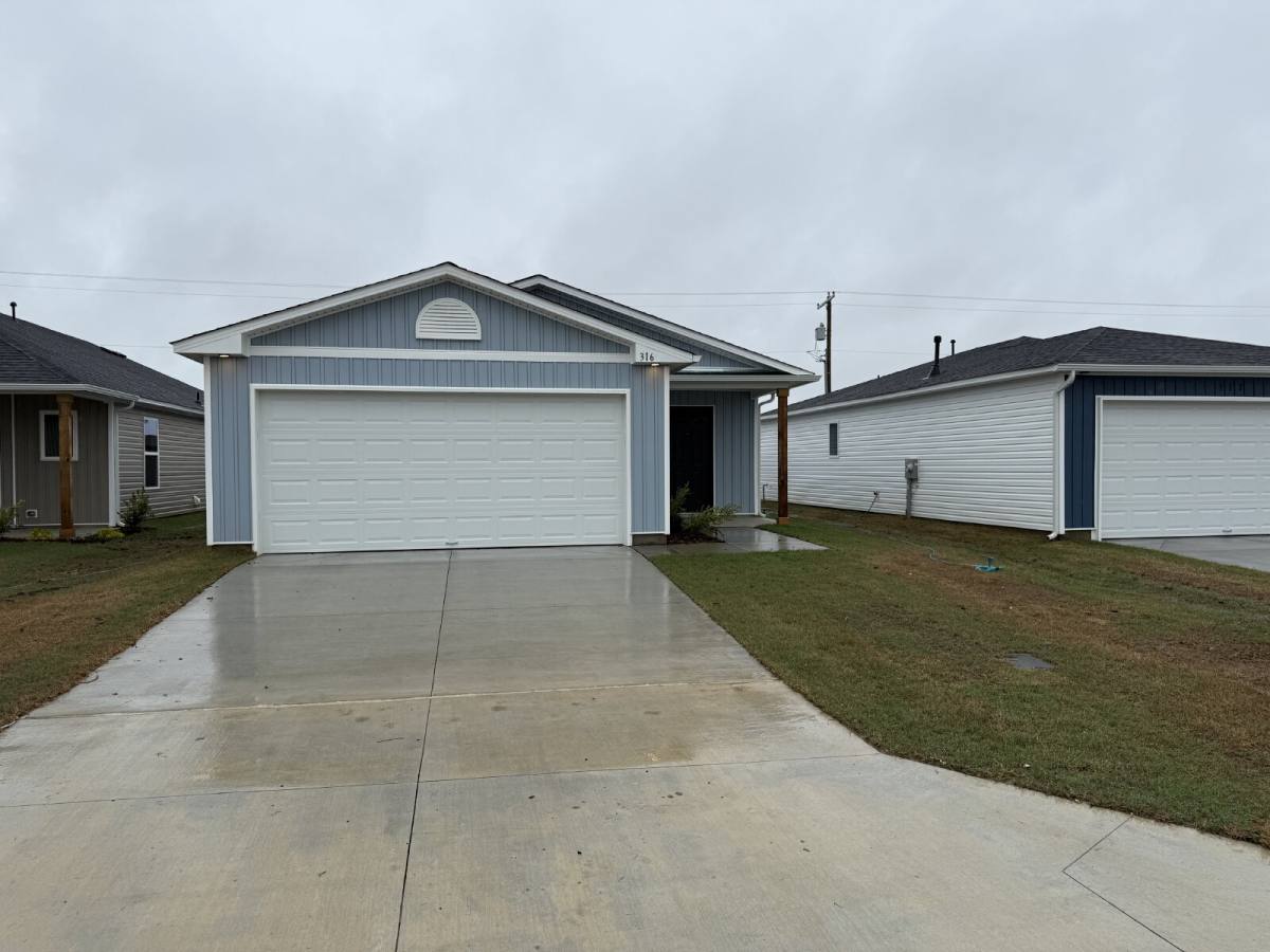 House for rent at 316 N Cattle Dr, Haskell, OK 74436