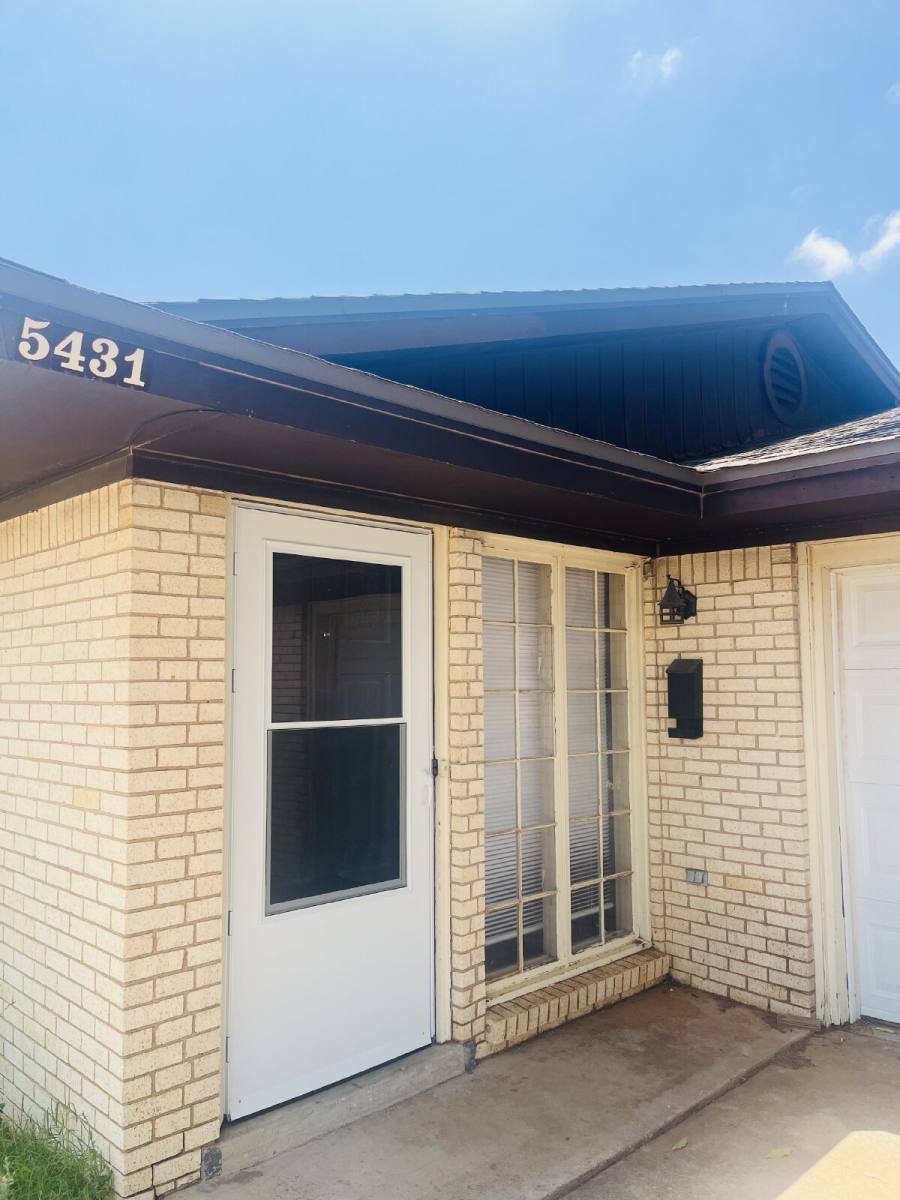 Townhouse for rent at 5431 40th St #A, Lubbock, TX 79414