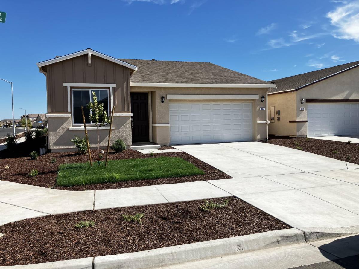 House for rent at 802 Annette Court, Merced, CA 95348