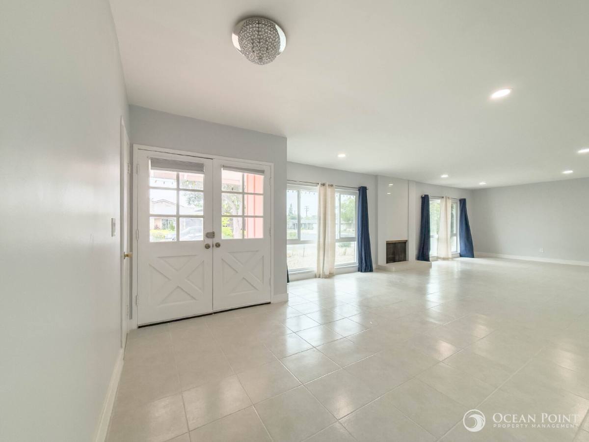 Townhouse for rent at 1305 Feather Ave, Thousand Oaks, CA 91360