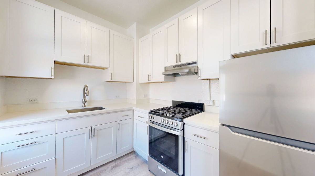 Apartment for rent at 146 Franklin St #306, San Francisco, CA 94102
