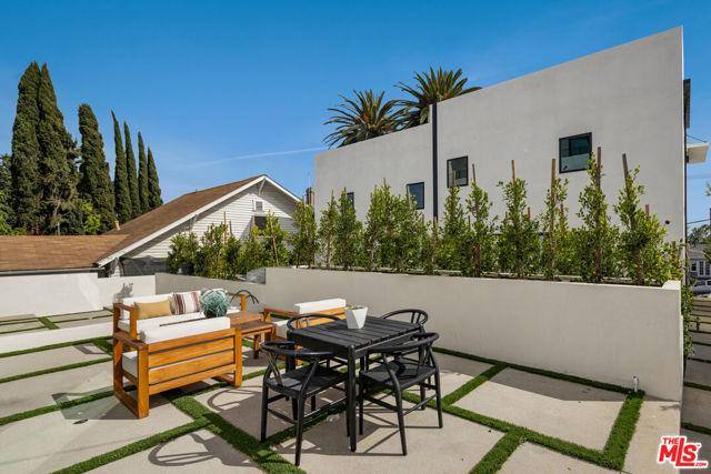 House for rent at 2001 Bellevue Ave, Los Angeles, CA 90026