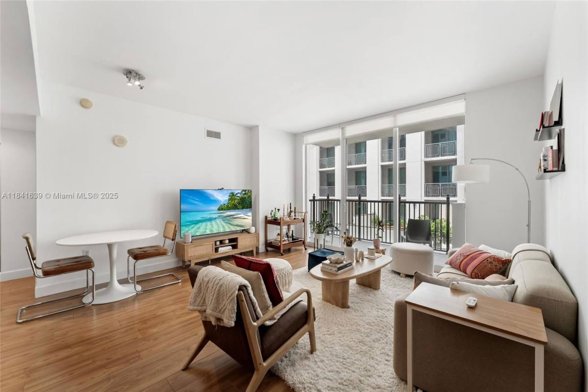 Condo for rent at 4100 Salzedo St, Miami, FL 33146