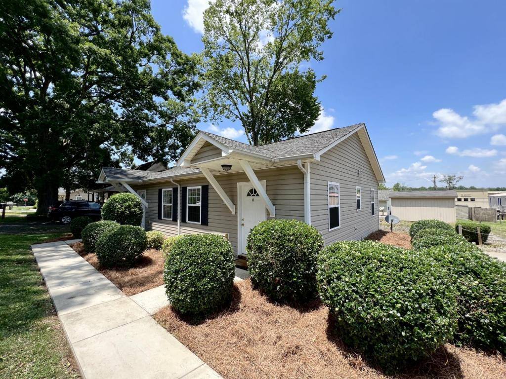 House for rent at 127 Fifth St, Huntersville, NC 28078