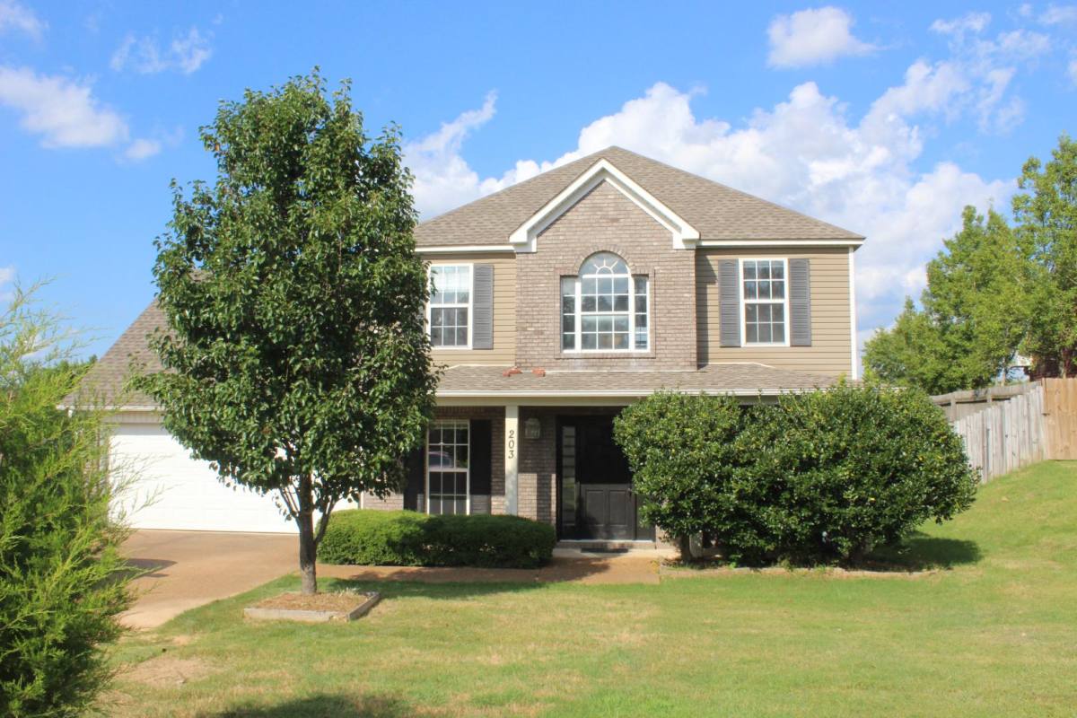 House for rent at 203 Karen Dr, Oxford, MS 38655