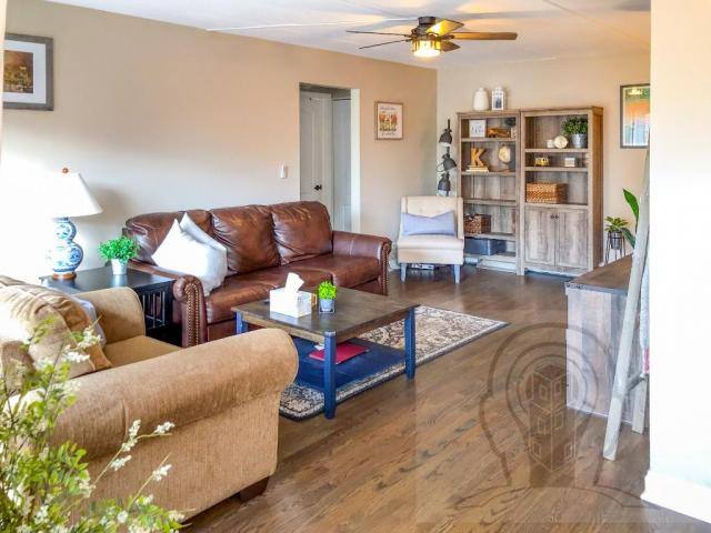Apartment for rent at 7117 W 93rd St #304, Oak Lawn, IL 60453