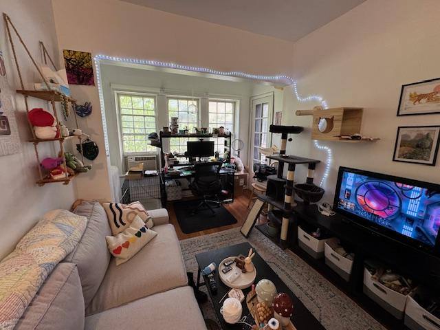 Apartment for rent at 4312 N Clarendon Ave #1231, Chicago, IL 60613