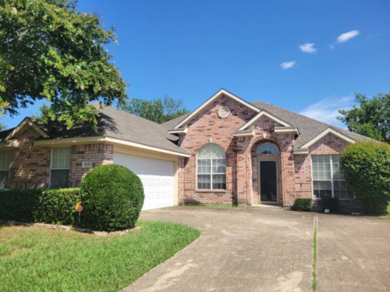 House for rent at 1020 Parkwood Trail, Mesquite, TX 75149