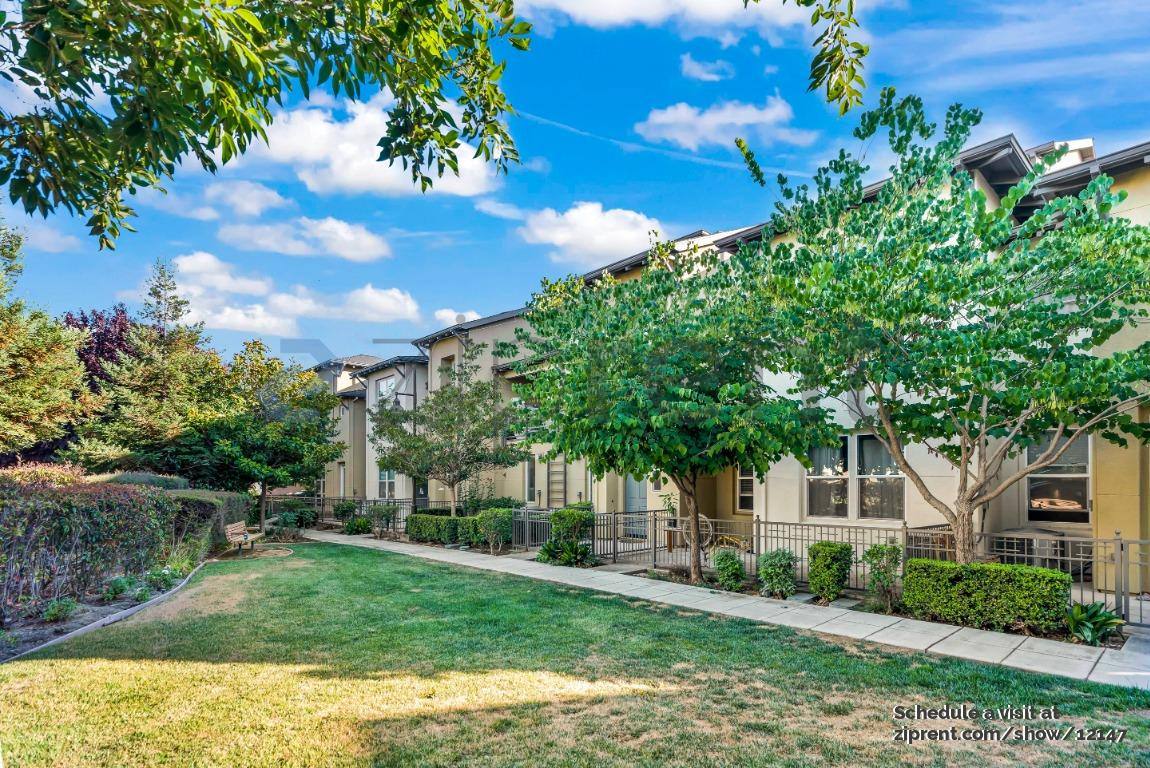 Townhouse for rent at 2130 Klassen Way, San Jose, CA 95131