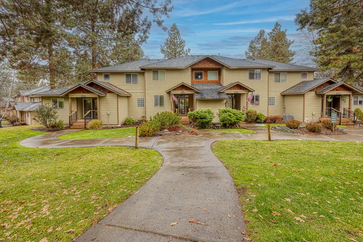 Townhouse for rent at 10604 Cormorant Court, Klamath Falls, OR 97601