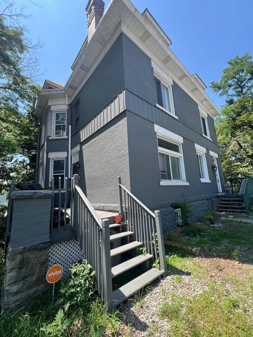 Apartment for rent at 373 W Riverview Ave, Pittsburgh, PA 15202