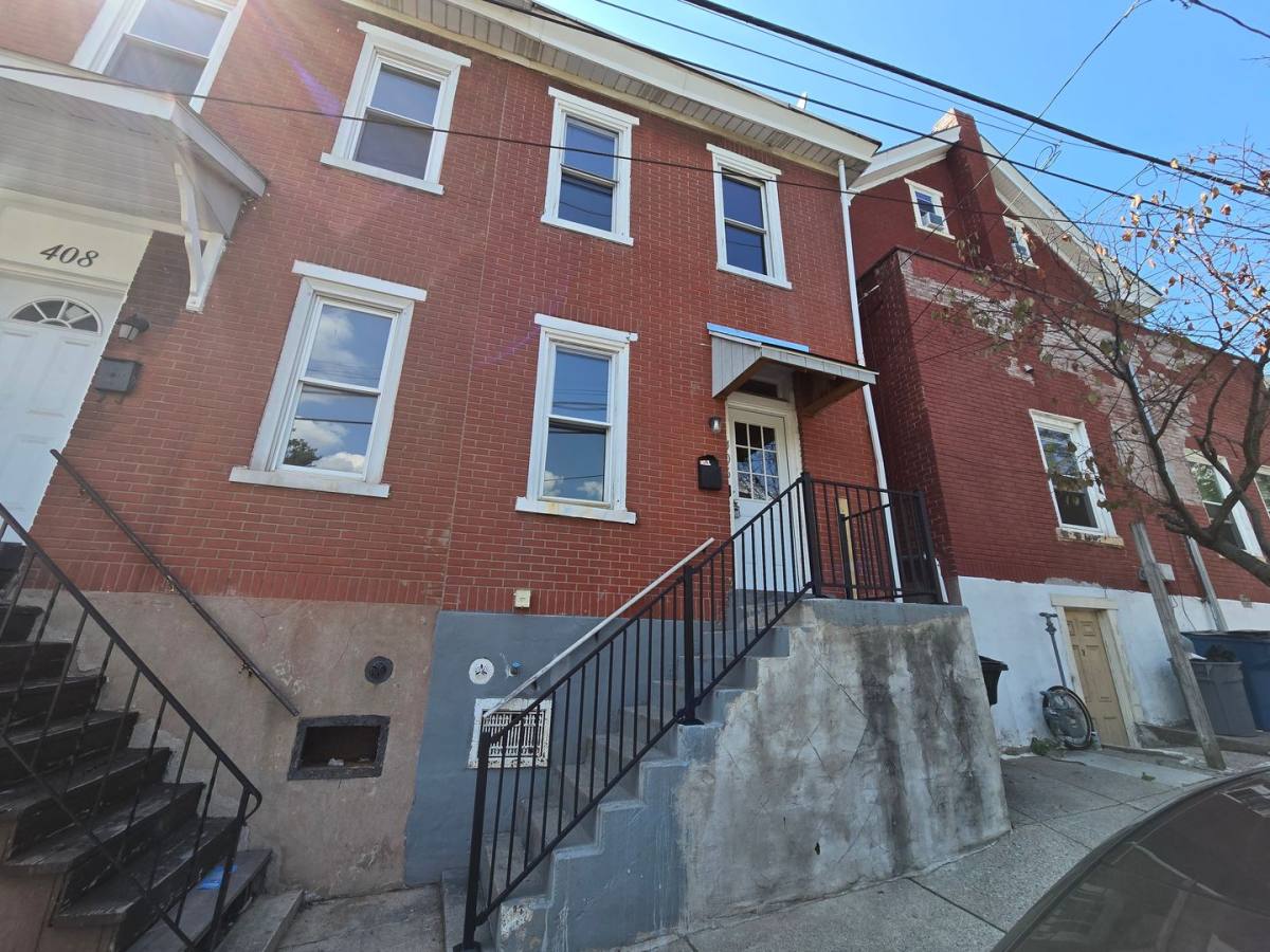 House for rent at 406 Pawnee St, Bethlehem, PA 18015