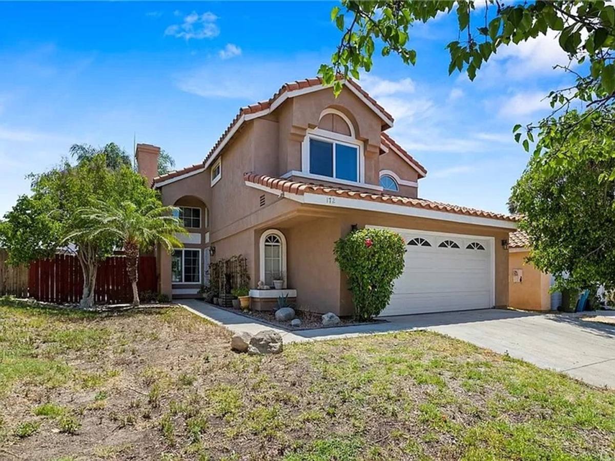 House for rent at 172 N Nebraska, Lake Elsinore, CA 92530