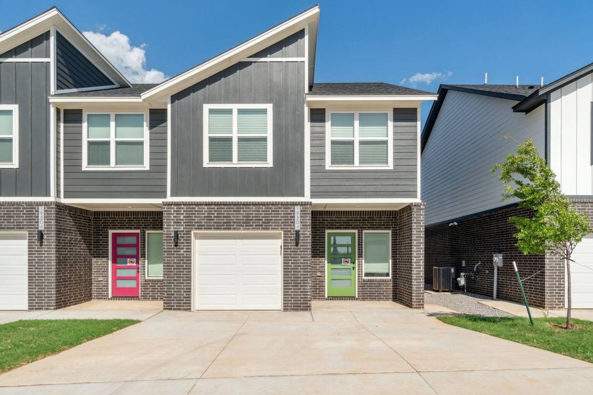 House for rent at 19602 Molly Place, Edmond, OK 73012