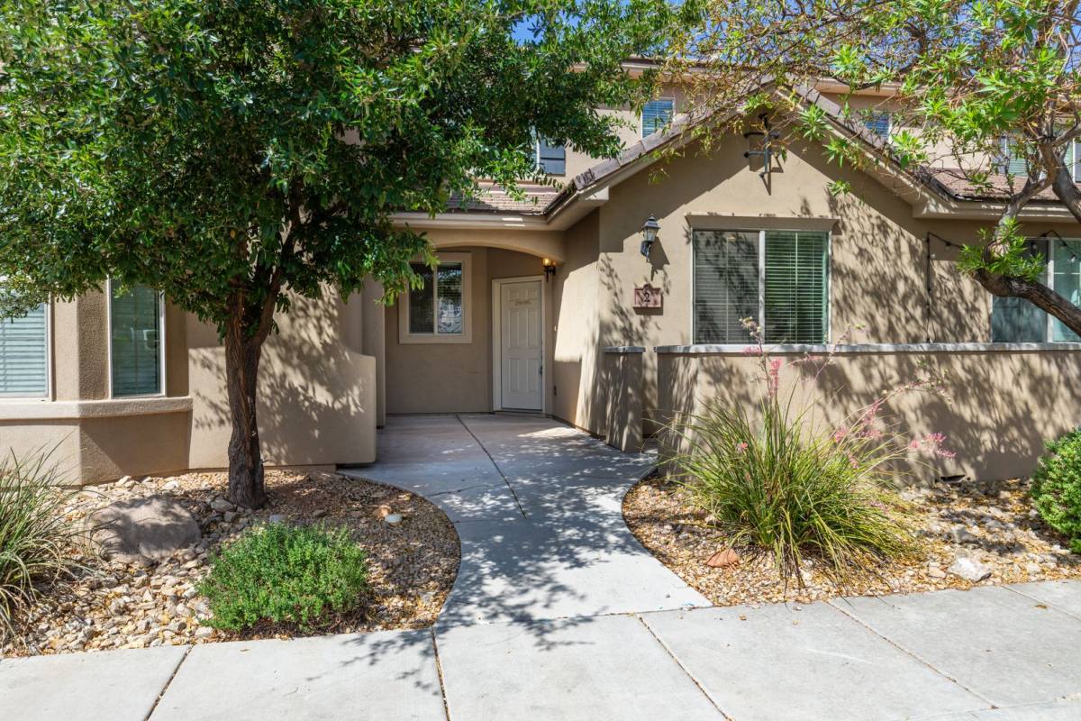 House for rent at 3439 S Barcelona Dr, Saint George, UT 84790