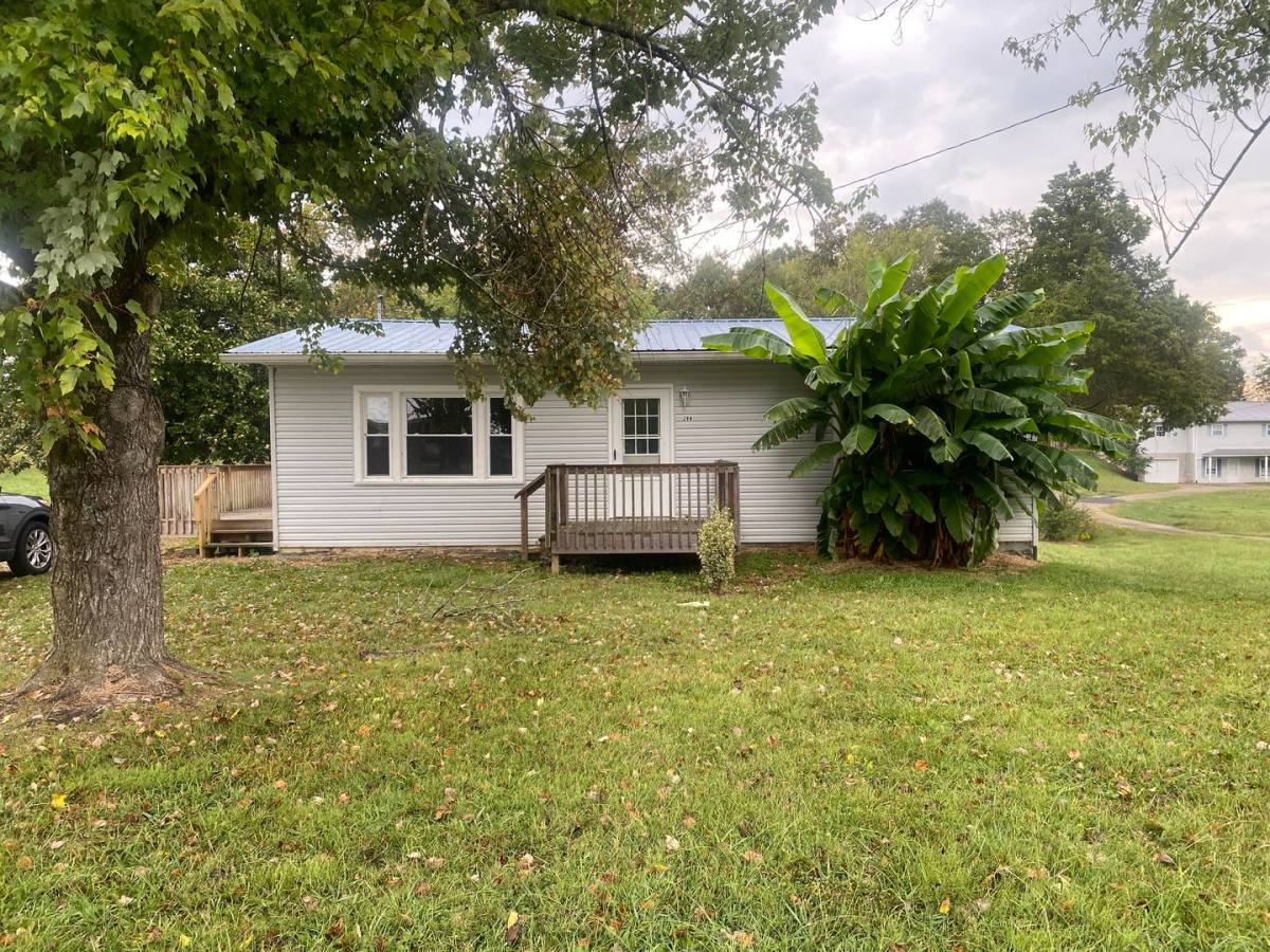 House for rent at 286 Bailey St, Greeneville, TN 37745