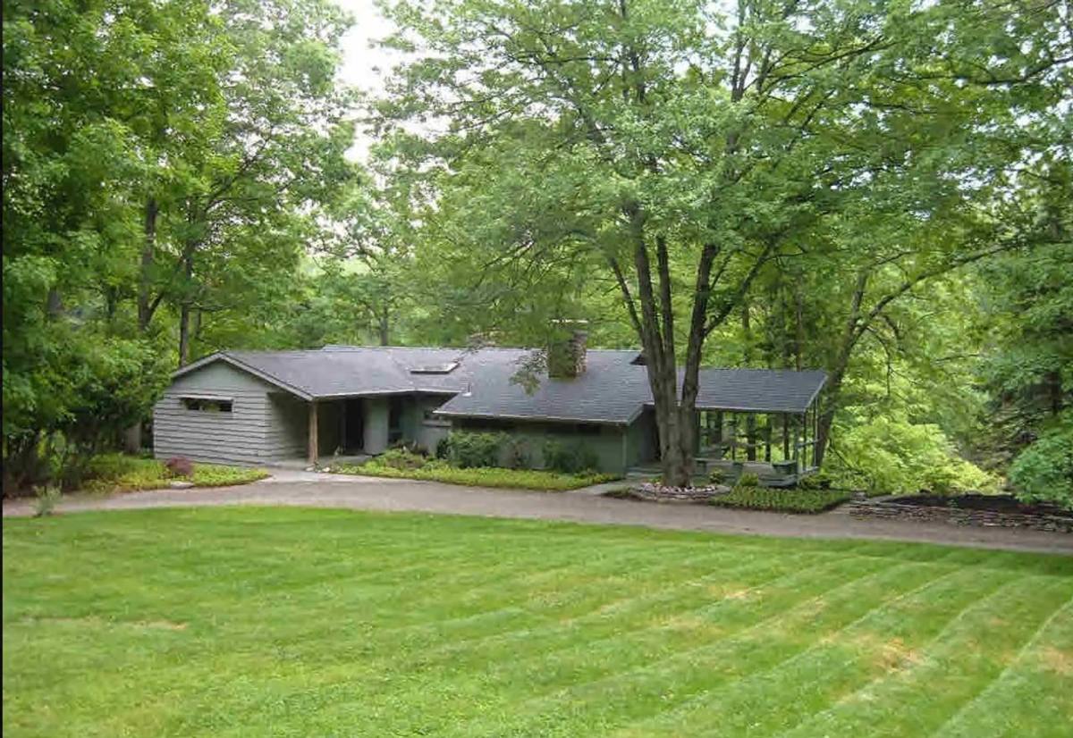 House for rent at 272 Drake Rd, Pleasant Valley, NY 12569