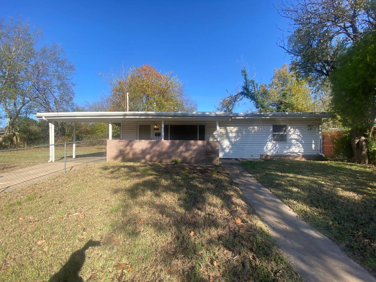 House for rent at 613 E 51st Place N, Tulsa, OK 74126