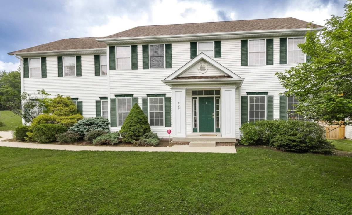 House for rent at 929 S Fenbrook Court, Bloomington, IN 47401