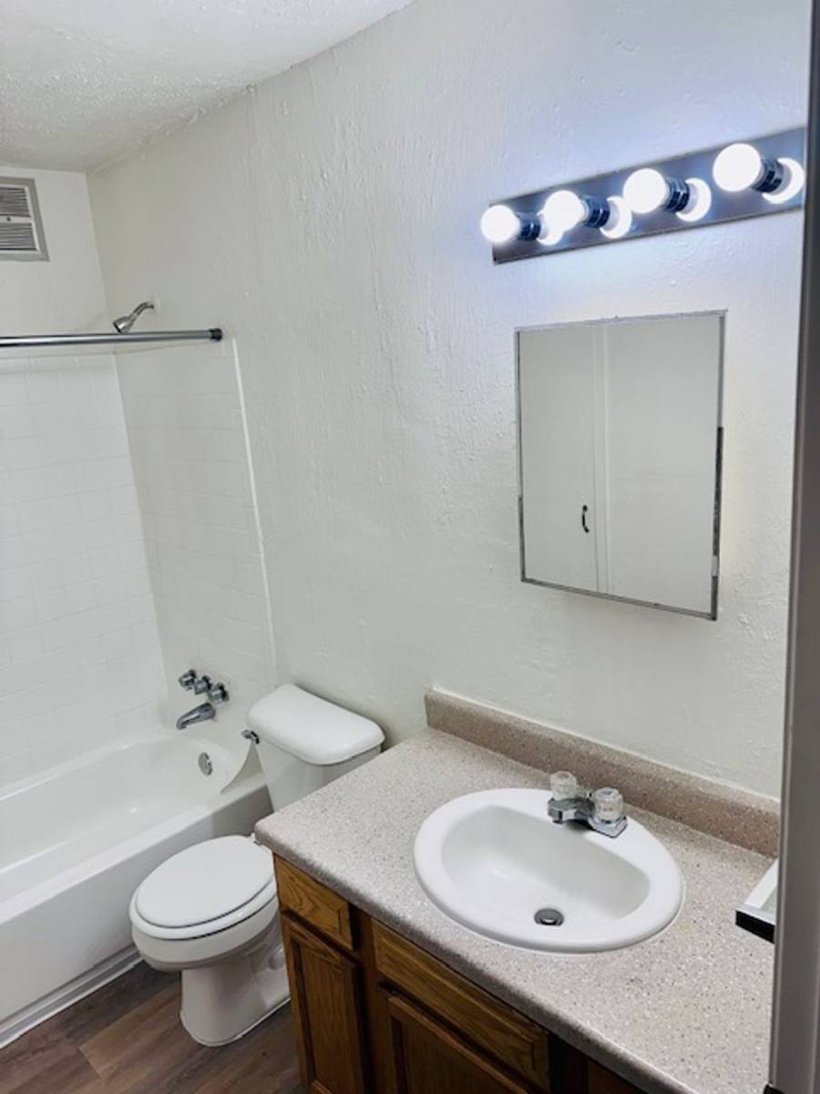 Apartment for rent at 1701 N Ave, Crowley, LA 70526