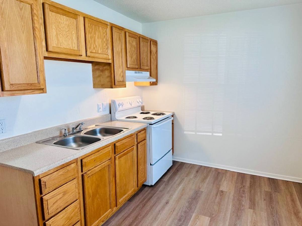 Apartment for rent at 1701 N Ave, Crowley, LA 70526