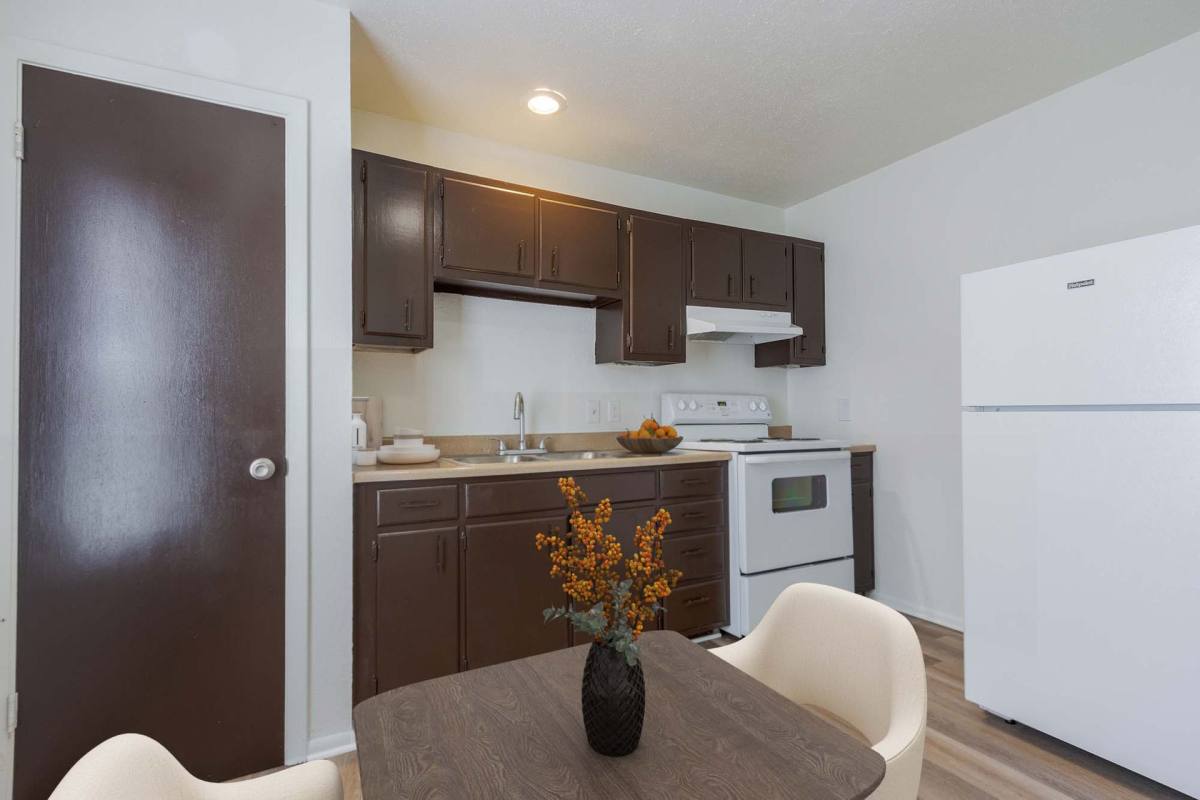 Apartment for rent at 1701 N Ave, Crowley, LA 70526