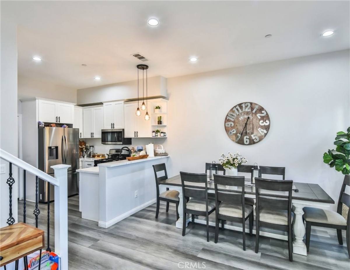 Apartment for rent at 9223 Cypress Ave, Fontana, CA 92335