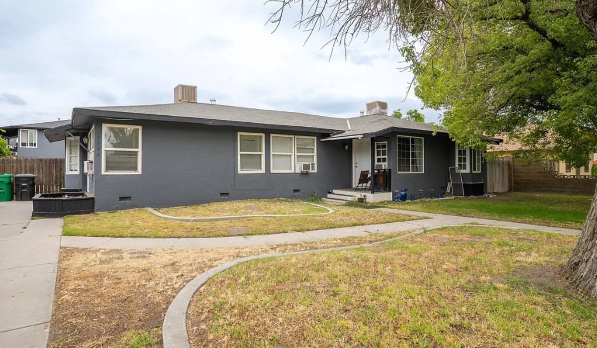 Apartment for rent at 1604 Bell Ave, Corcoran, CA 93212