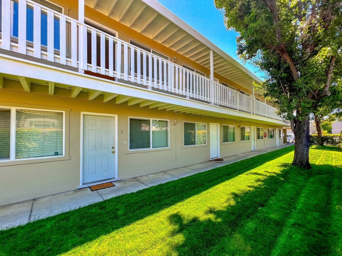 Apartment for rent at 3333 Beard - 3350 Montclair, Napa, CA 94558