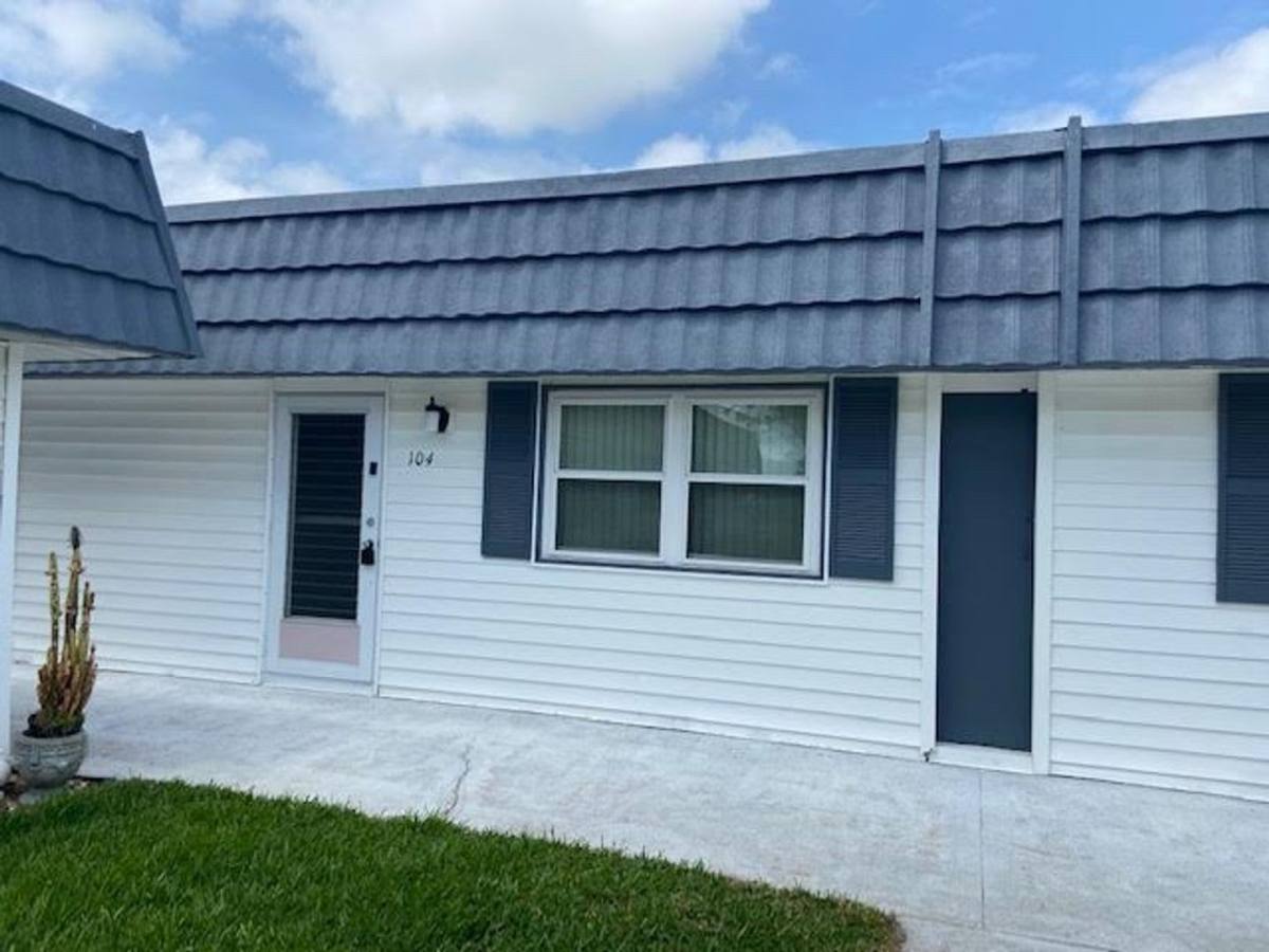 Condo for rent at 205 Andover Place, Sun City Center, FL 33573