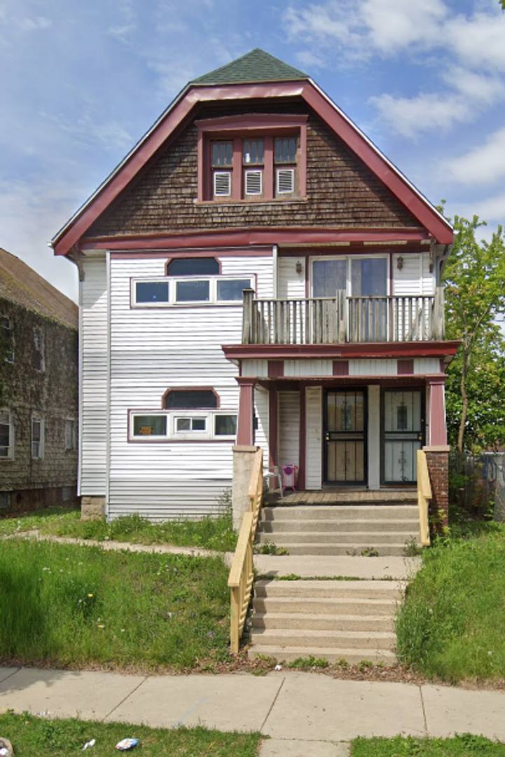 Apartment for rent at 2609-2611 N 39th St, Milwaukee, WI 53210