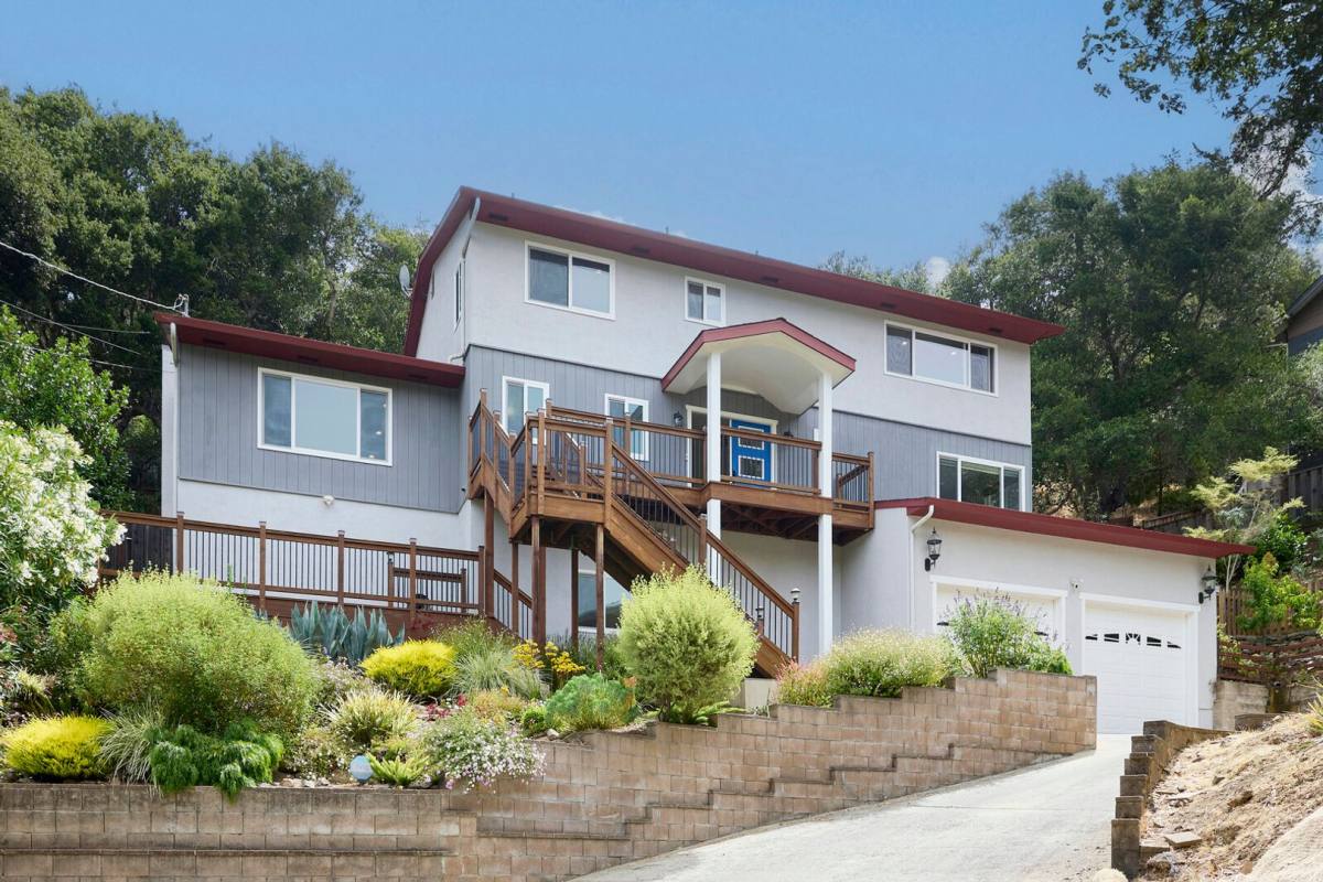 House for rent at 3286 Oak Court, Belmont, CA 94002