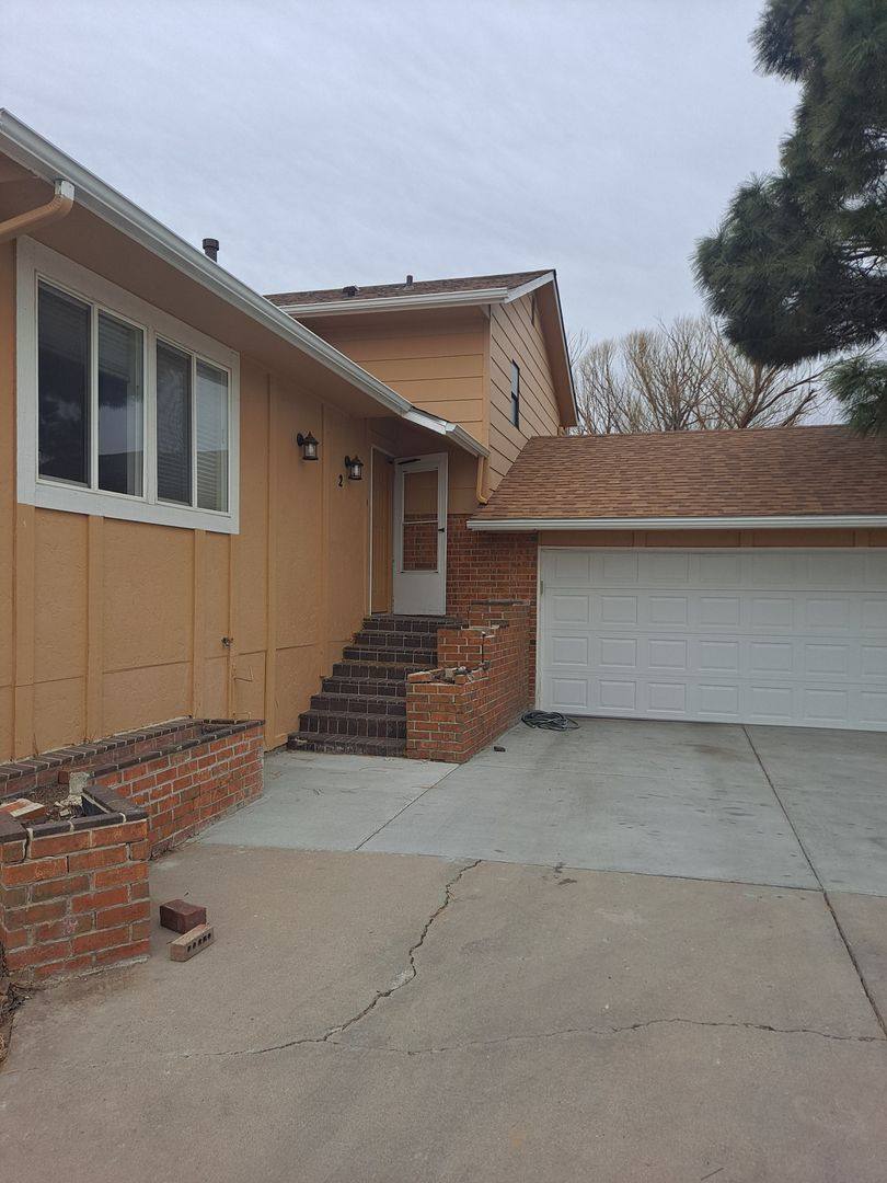 House for rent at 2 Carefree Lane, Pueblo, CO 81001