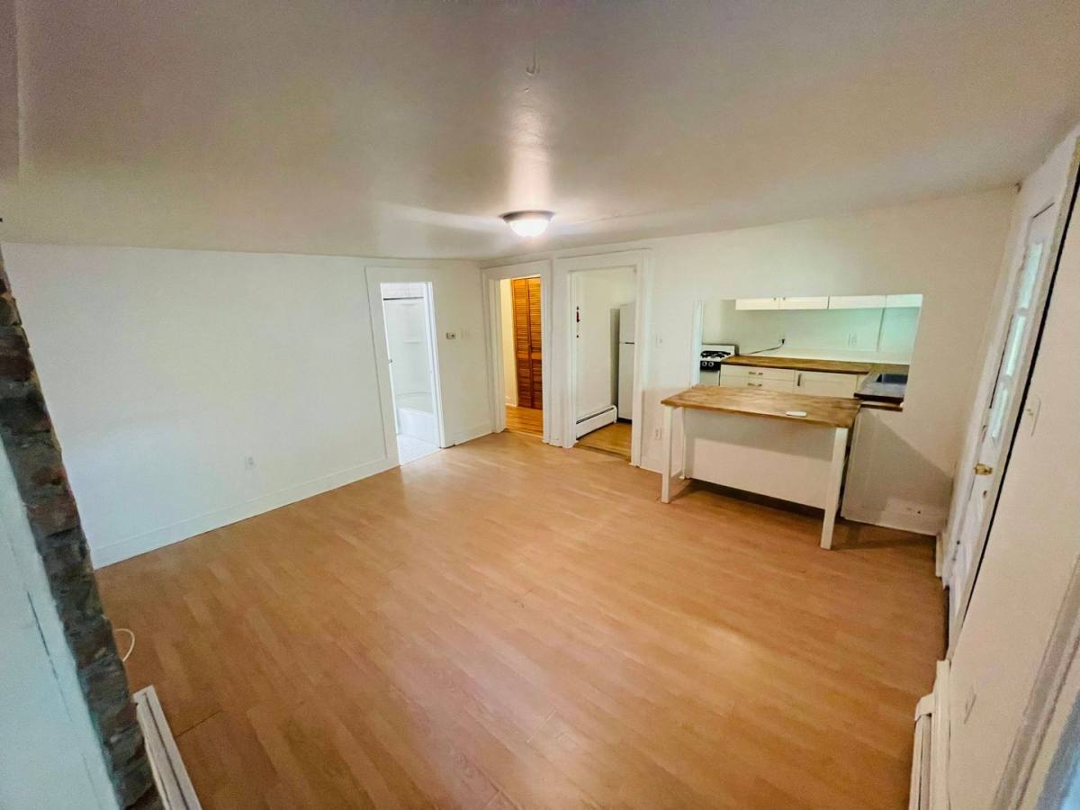 Apartment for rent at 343 Hamilton St, Albany, NY 12210