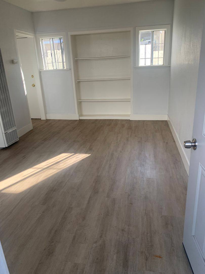 Apartment for rent at 1240 Dawson Ave, Long Beach, CA 90804