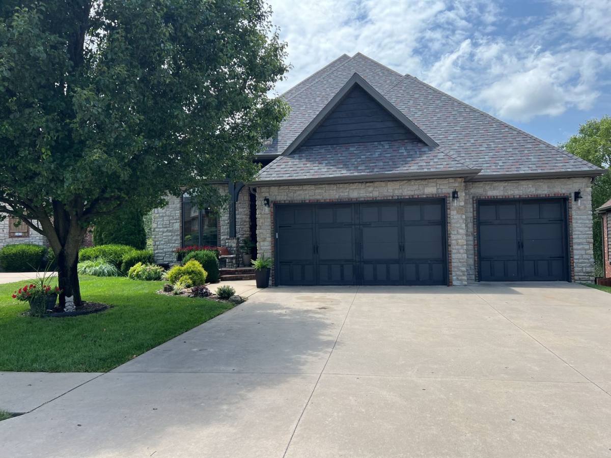 House for rent at 1425 N Wicklow Rd, Nixa, MO 65714