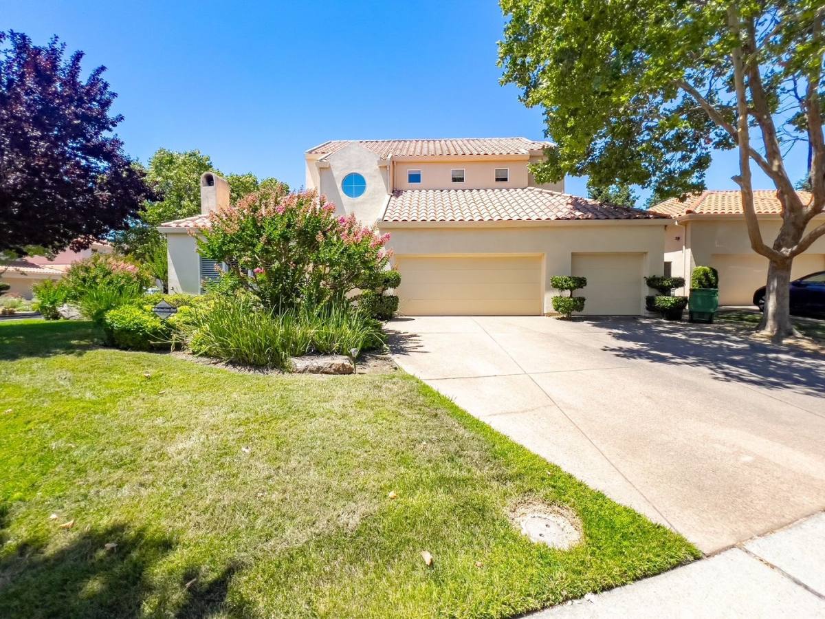House for rent at 2 Emperor Court, Napa, CA 94558