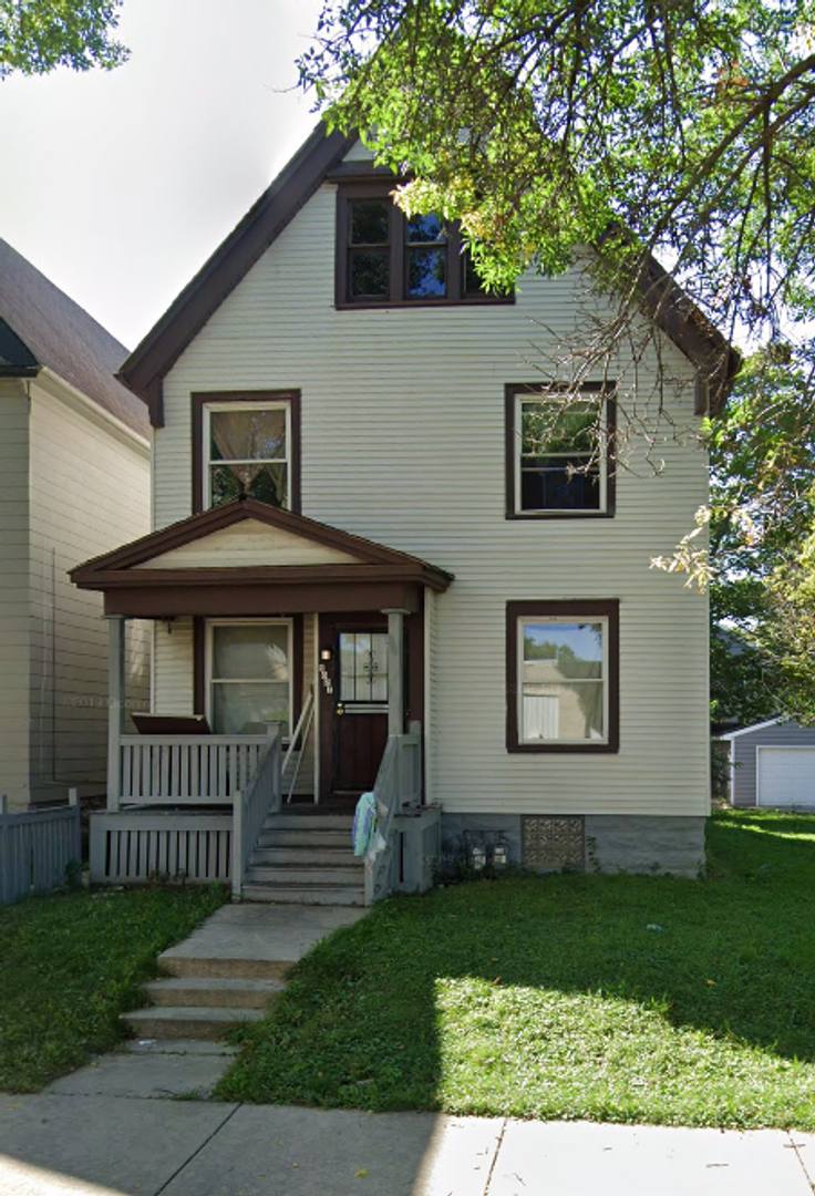 Apartment for rent at 3627 N 1st St, Milwaukee, WI 53212