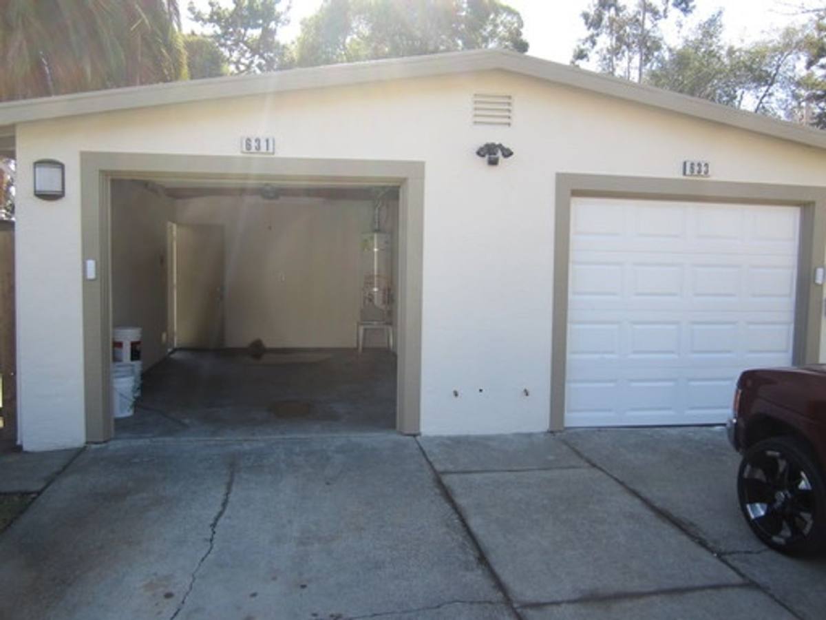 Apartment for rent at 633 Hichborn St, Vallejo, CA 94590