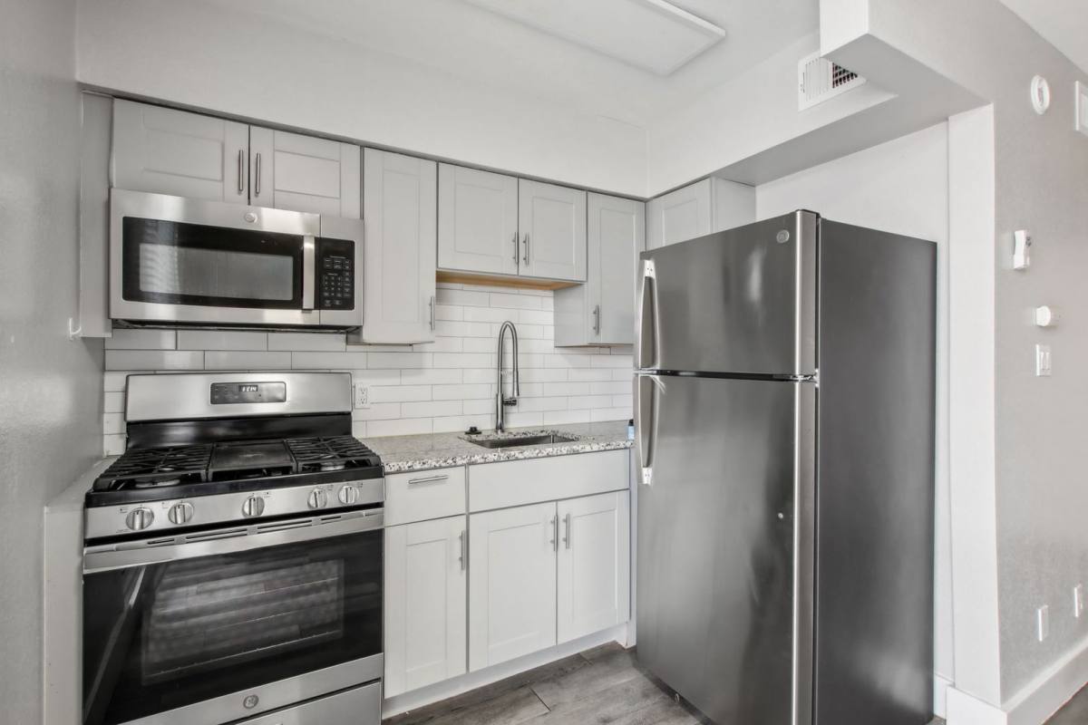 Apartment for rent at 5245 E Thomas Rd, Phoenix, AZ 85018