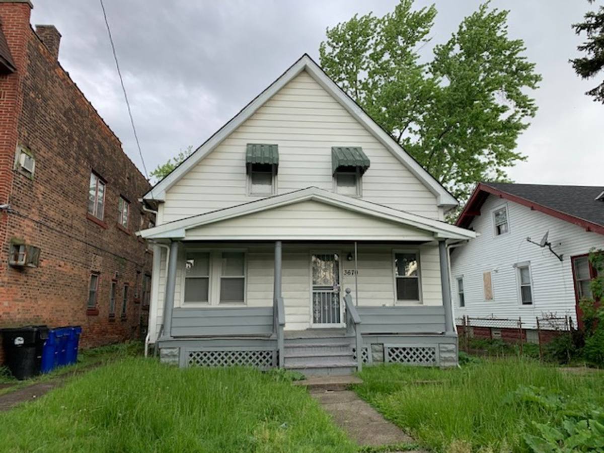 House for rent at 3670 E 142nd St, Cleveland, OH 44120