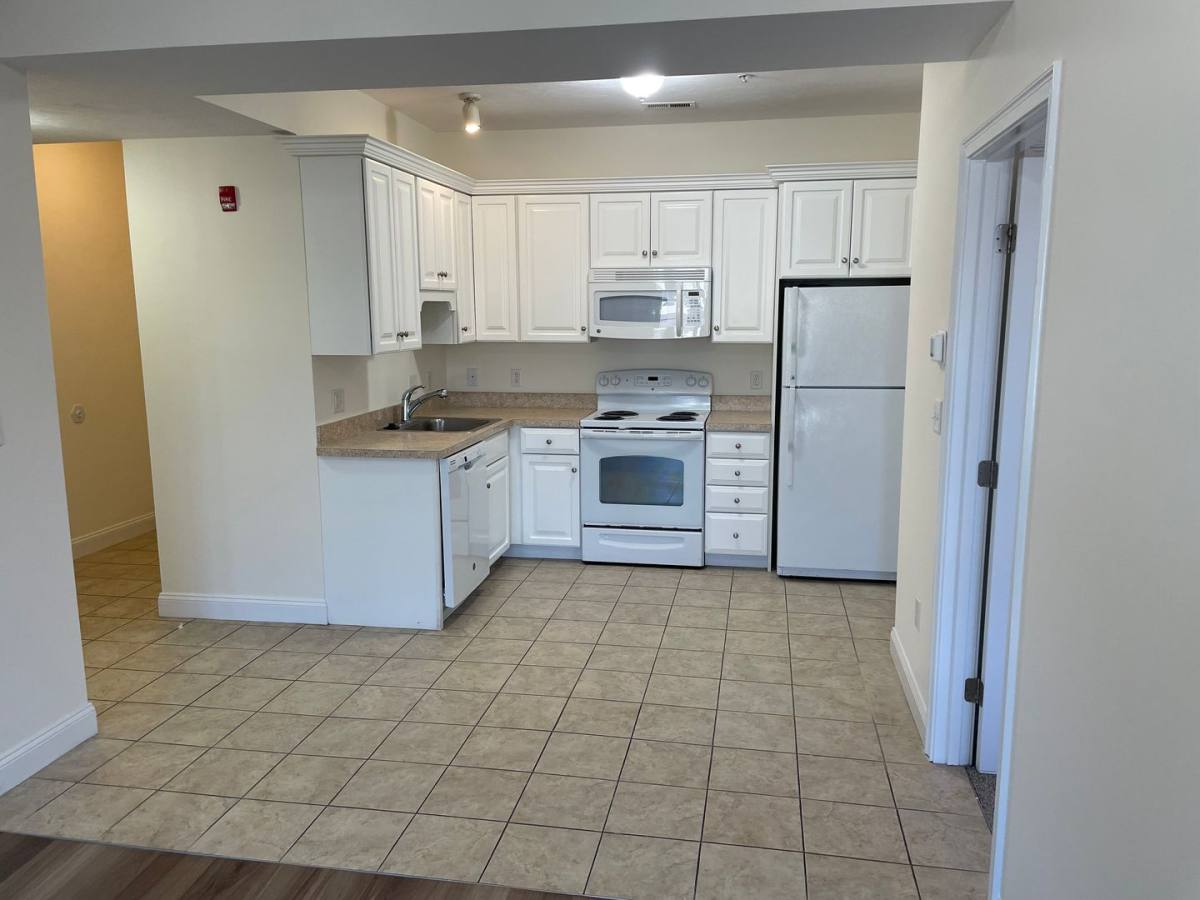 Apartment for rent at 32 Guild St, Norwood, MA 02062
