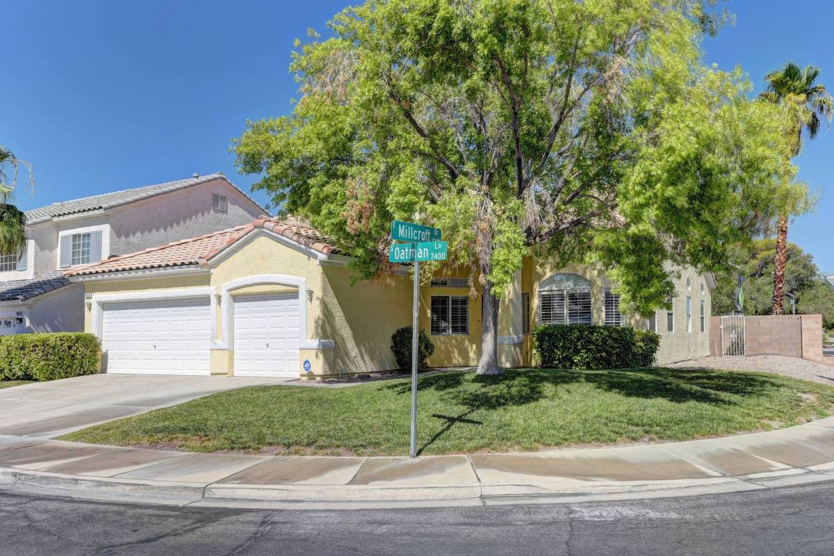House for rent at 7456 Oatman Lane, Las Vegas, NV 89120